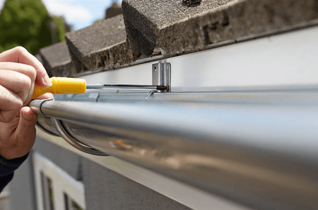 gutter repair kirkland